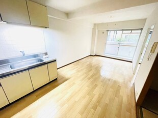 芦屋三木マンションの物件内観写真